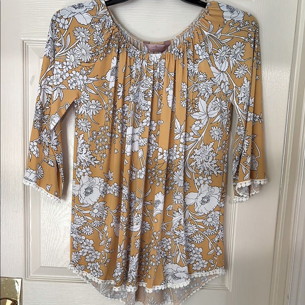 SJS FLORAL BLOUSE - Picture 1 of 6